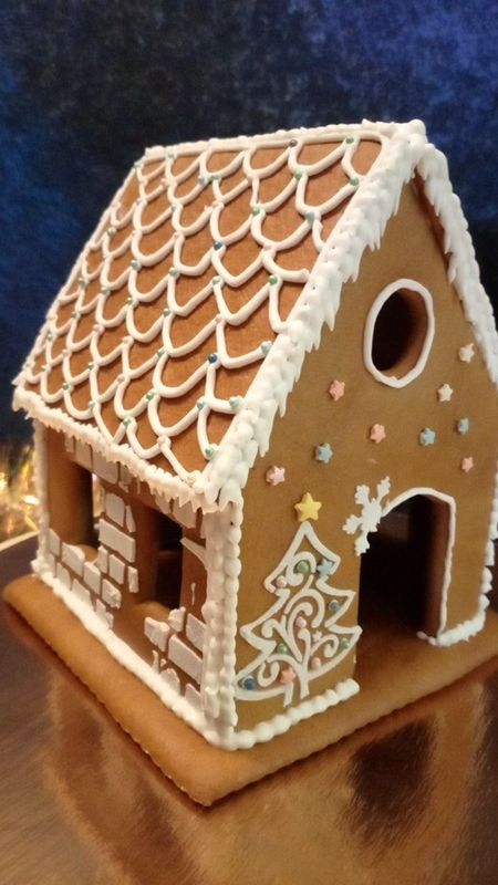 Gingerbread House Decorating Workshop