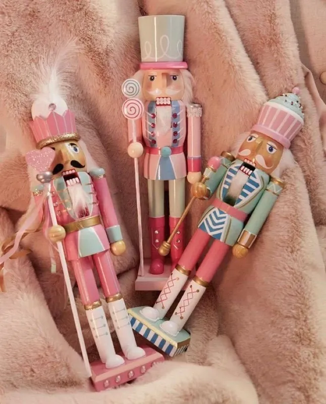 Nutcracker Decorating & Painting Workshop